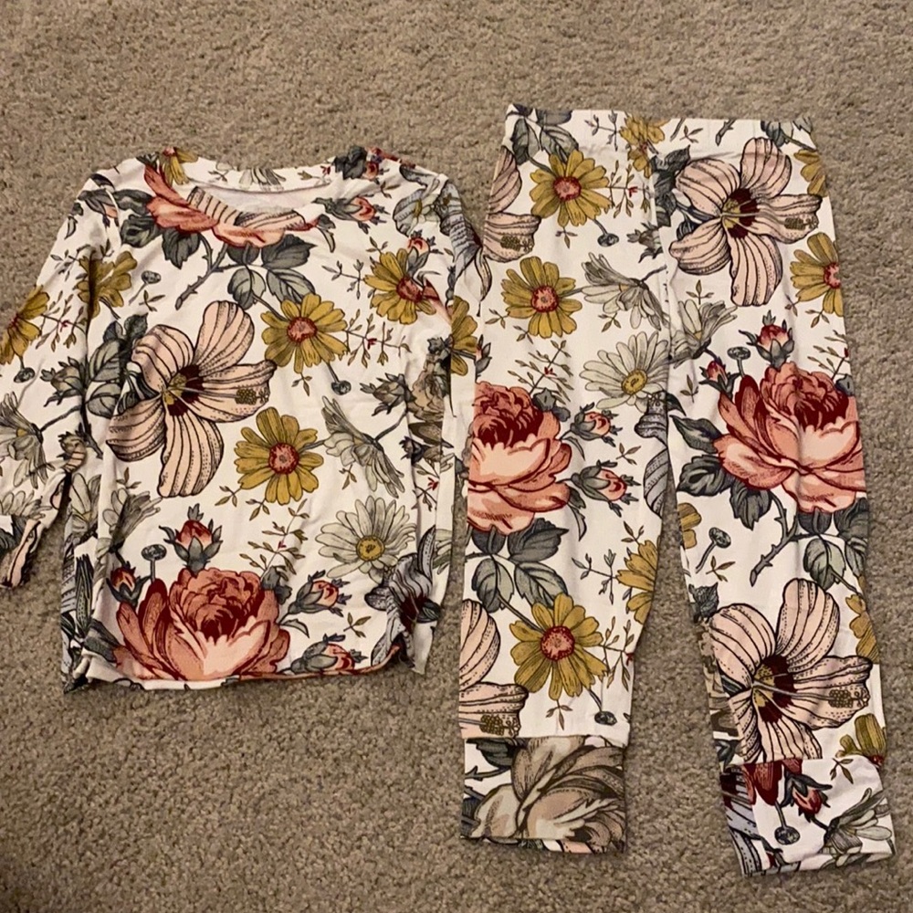 Brand new lounge set
